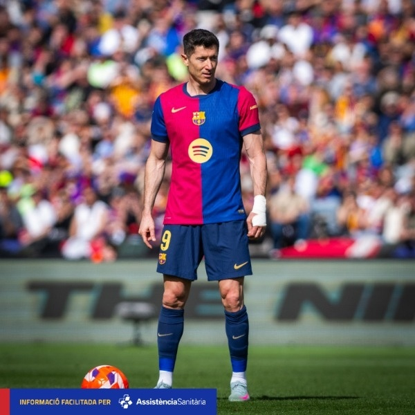 爱游戏体育-包含莱万多夫斯基迎来五赛季高光表现，巴塞罗那球迷沸腾！的词条